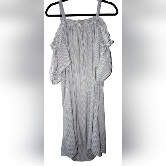 Peyton Parker Striped Off-Shoulder Dress - Picture 1 of 3